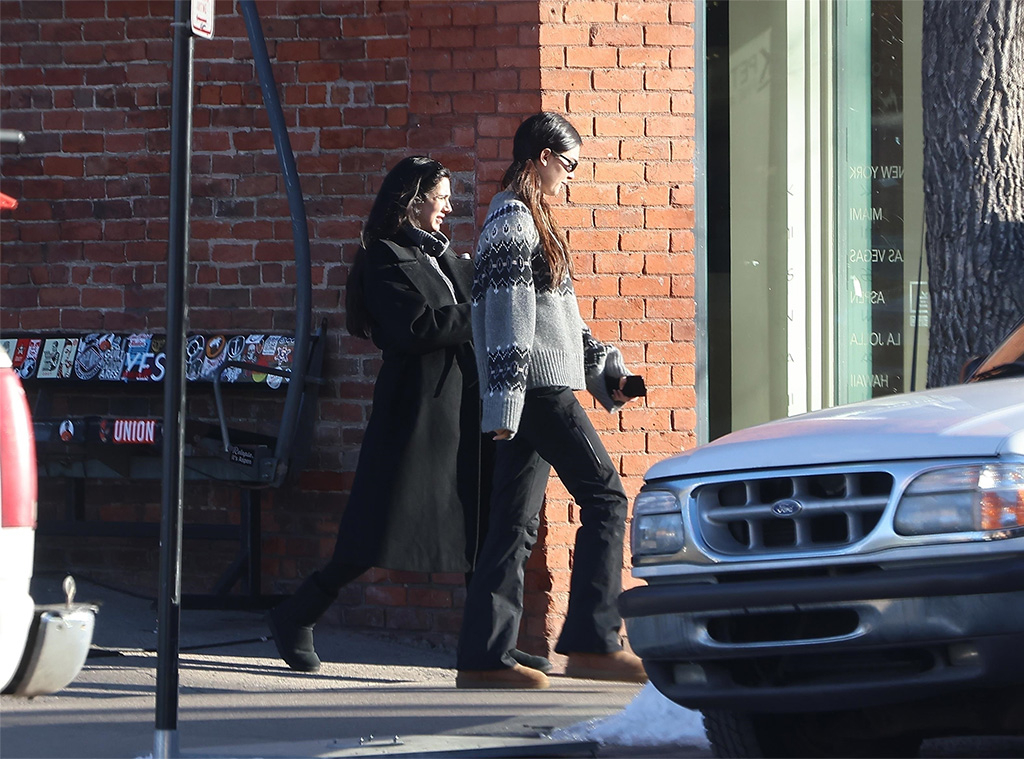 Kendall Jenner Grabs Breakfast Before Jetting Out of Aspen: Photo 4693576, Kendall  Jenner Photos