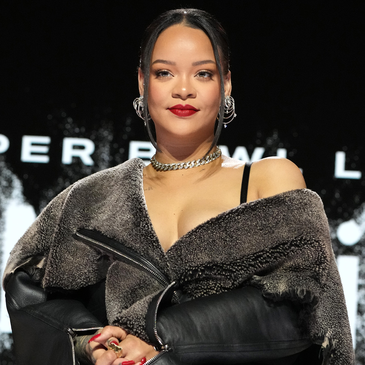 Pregnant Rihanna Shares Photo of Her Son in Tears After He Learned His Sibling Gets to Go to the Oscars – E! Online