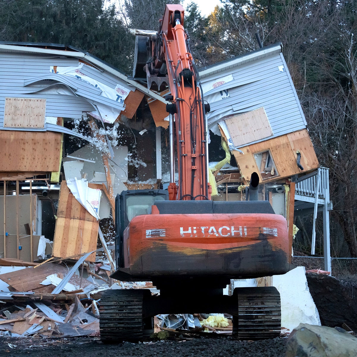 University of Idaho students murder, Moscow Idaho, house demolition