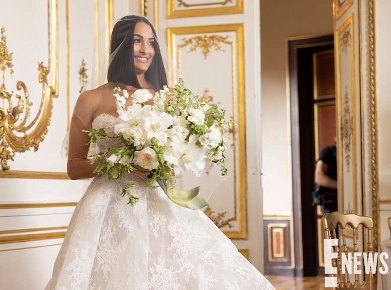 Nikki Bella Gets Married To Artem Chigvintsev In Wwe Reality Show Season Finale 2 Nikki Bella Gets Married To Artem Chigvintsev In WWE Reality Show Season Finale 1