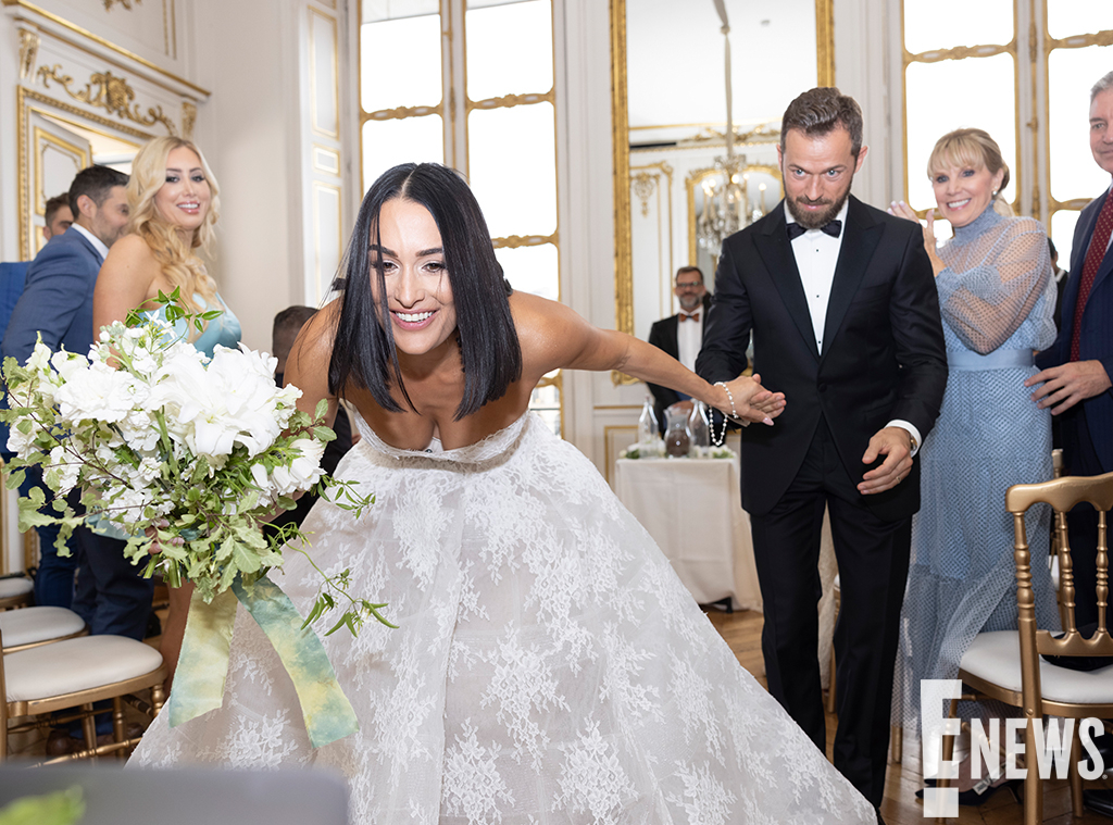 Strictly Come Dancing's Artem Chigvintsev shares images of wedding