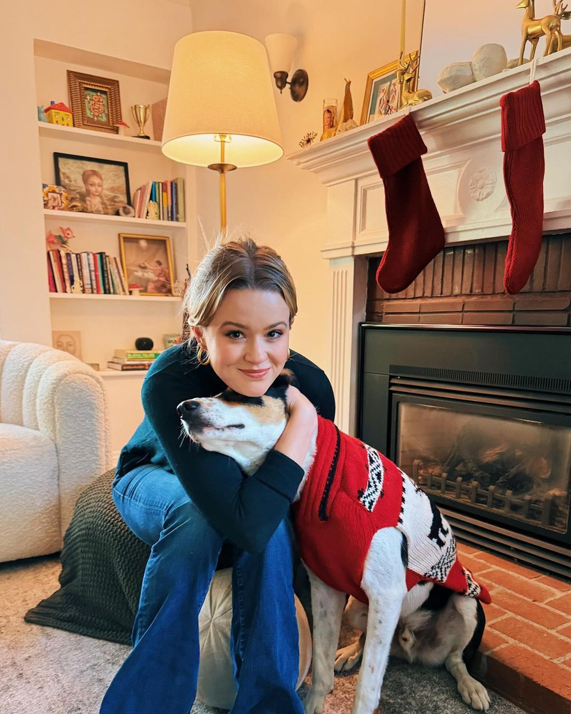 Ava Phillippe, Holidays 2023, Christmas 2023, Christmas