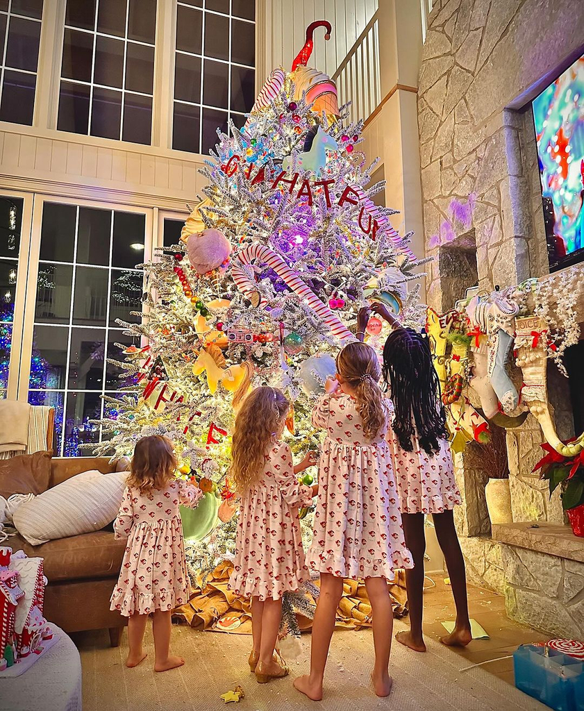 Thomas Rhett, Lauren Akins, Holidays 2023, Christmas 2023, Christmas