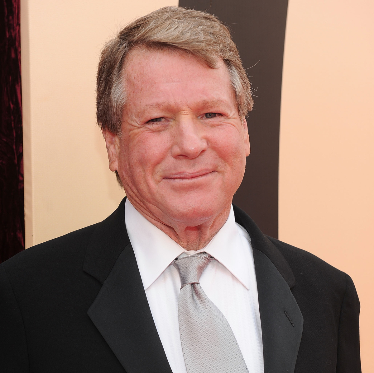 Love Story Actor Ryan O’Neal Dead at 82