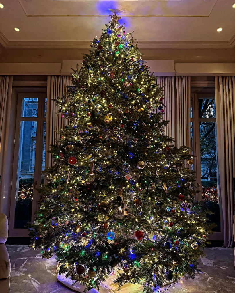 Kelly Ripa, Holidays 2023, Christmas 2023, Christmas
