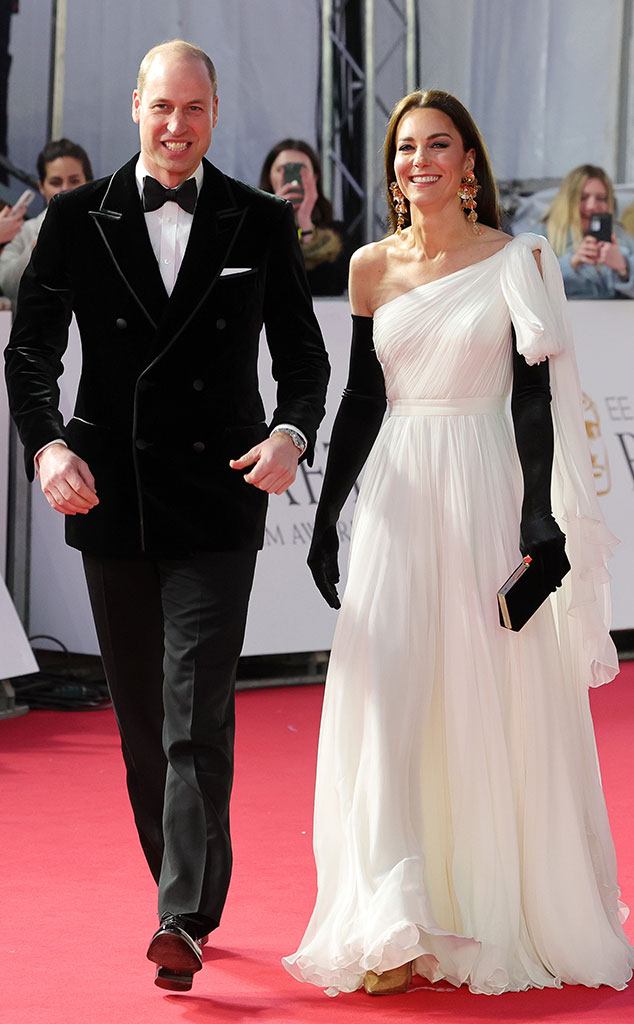 sfære Eller senere skille sig ud Kate Middleton & Prince William Make Stylish BAFTAs Appearance - E! Online