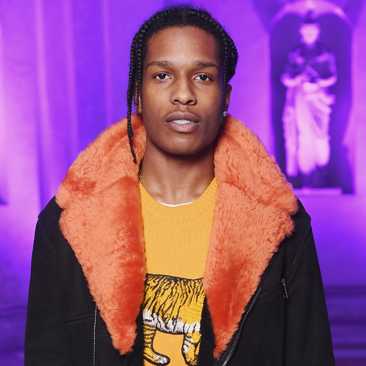 A$AP Rocky reviewing his iconic Gucci fit #asaprocky #grammys2016 #gu