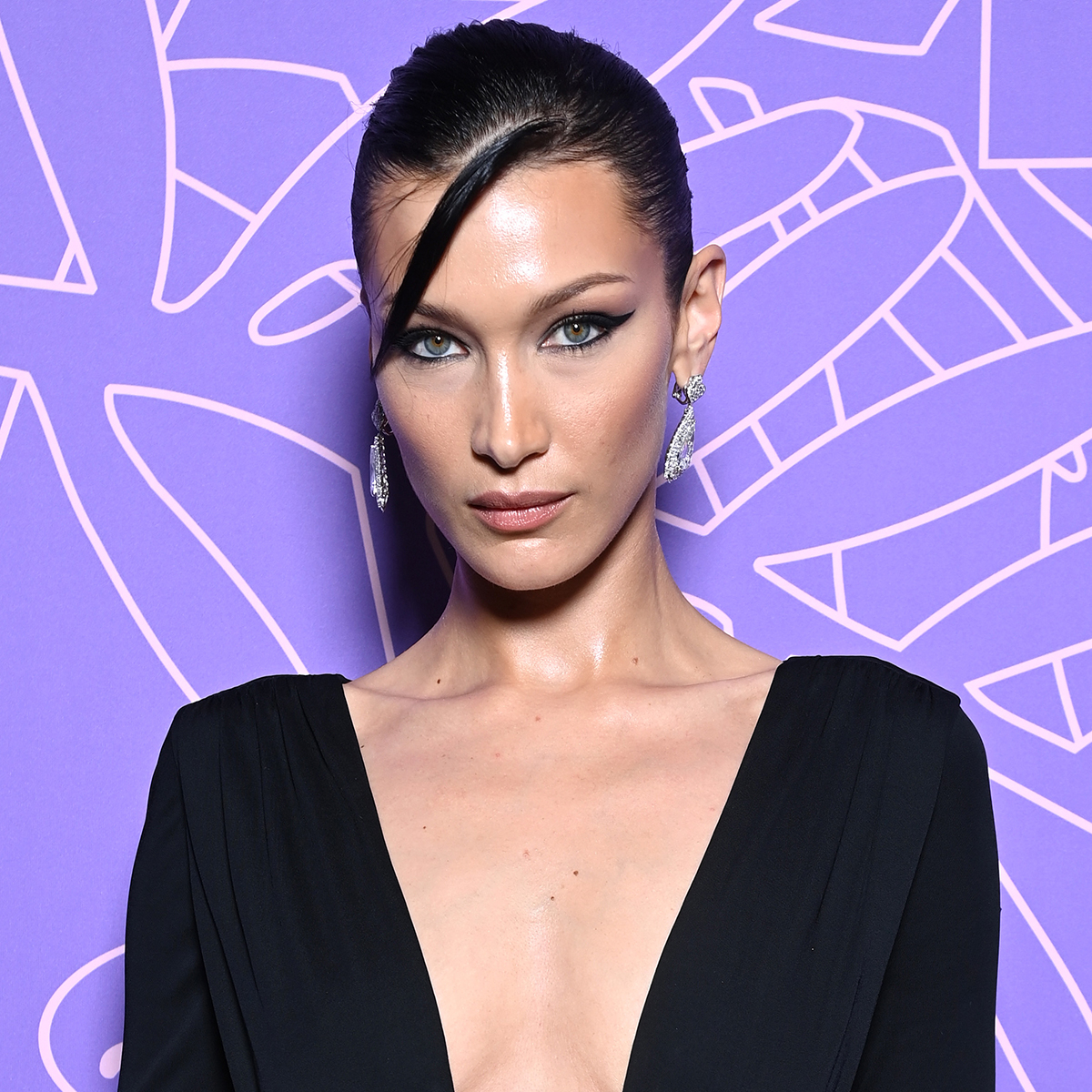 Bella Hadid Gets Real About Her Morning Anxiety – E! Online