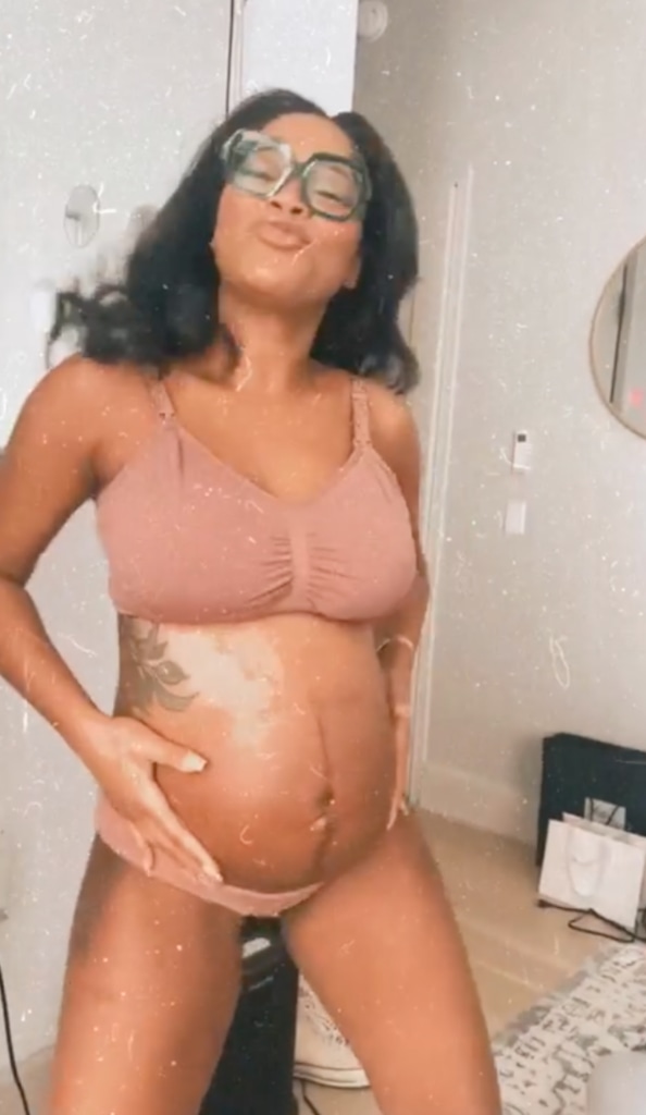 Pregnant Keke Palmer Dancing in Her Underwear Will Brighten Your Day Pregnant Keke Palmer Dancing in Her Underwear Will Brighten Your Day