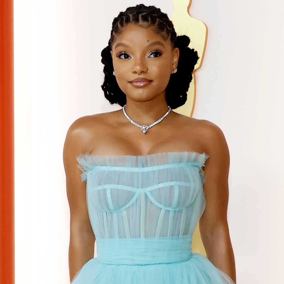 Halle Bailey Proves She's a Disney Princess in Stunning Oscars Gown Halle Bailey Proves She's a Disney Princess in Stunning Oscars Gown