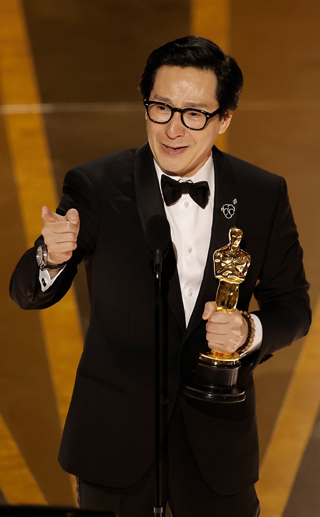 Ke Huy Quan wins the Oscar for Best Supporting Actor : r/Fauxmoi