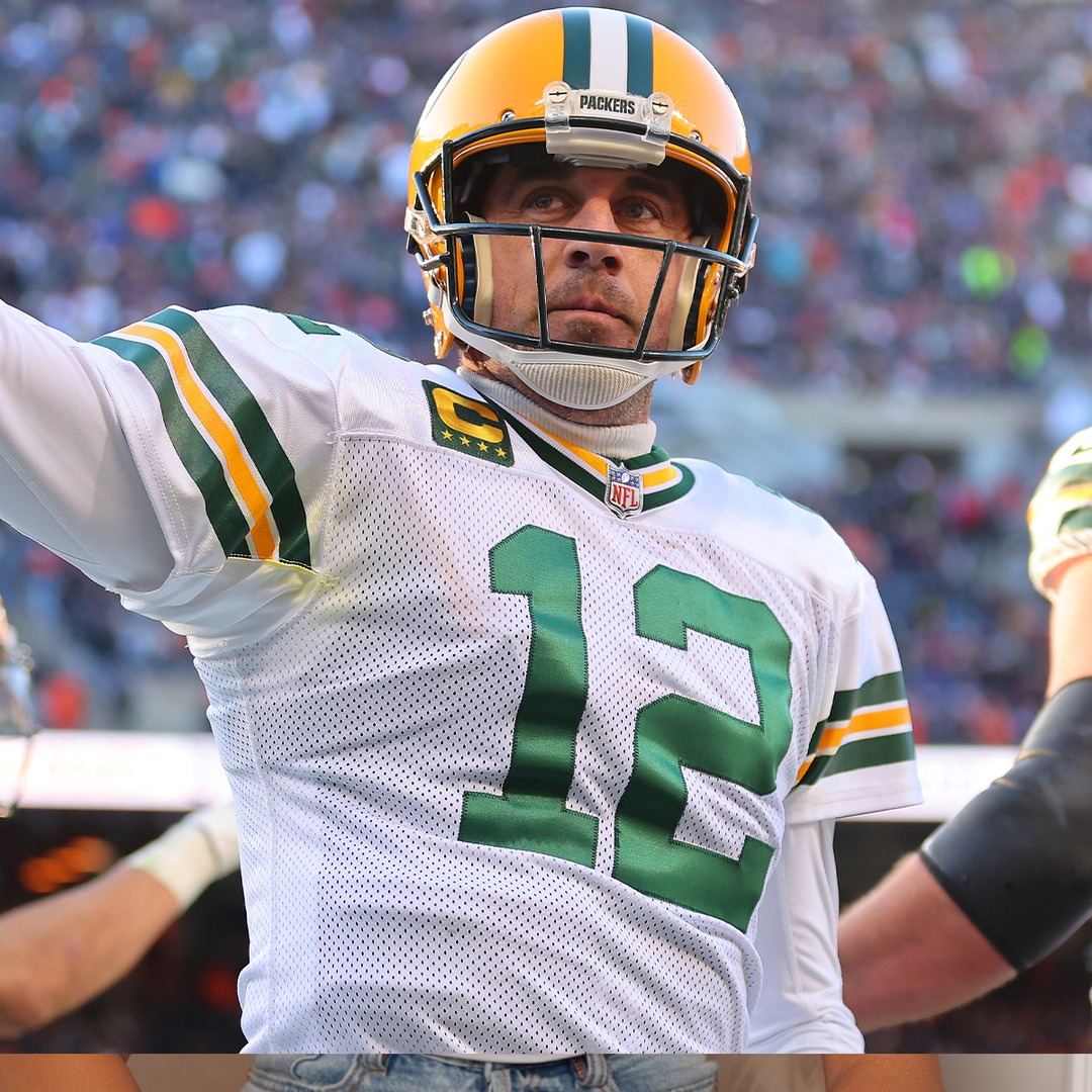Aaron Rodgers Says “Difficult Stuff” in Personal Life Has Prevented Him From Finding New NFL Team Aaron Rodgers Says “Difficult Stuff” in Personal Life Has Prevented Him From Finding New NFL Team