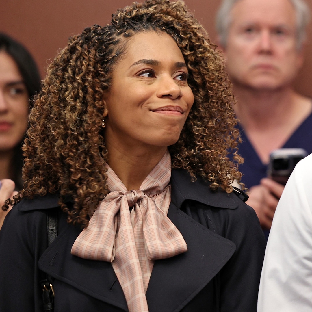Grey’s Anatomy’s Kelly McCreary Announces She’s Scrubbing Out After 9 Grey’s Anatomy’s Kelly McCreary Announces She’s Scrubbing Out After 9