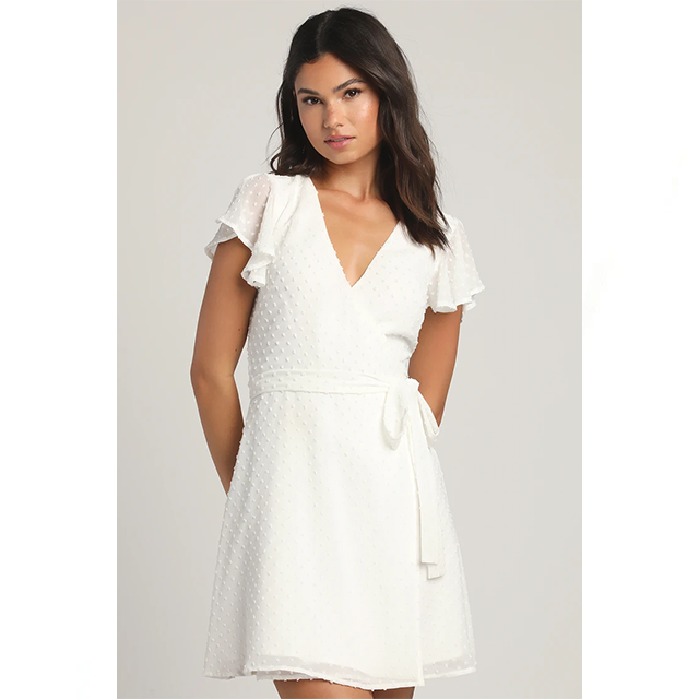 10 Picture-Perfect Dresses & Jumpsuits for Your Graduation Photoshoot