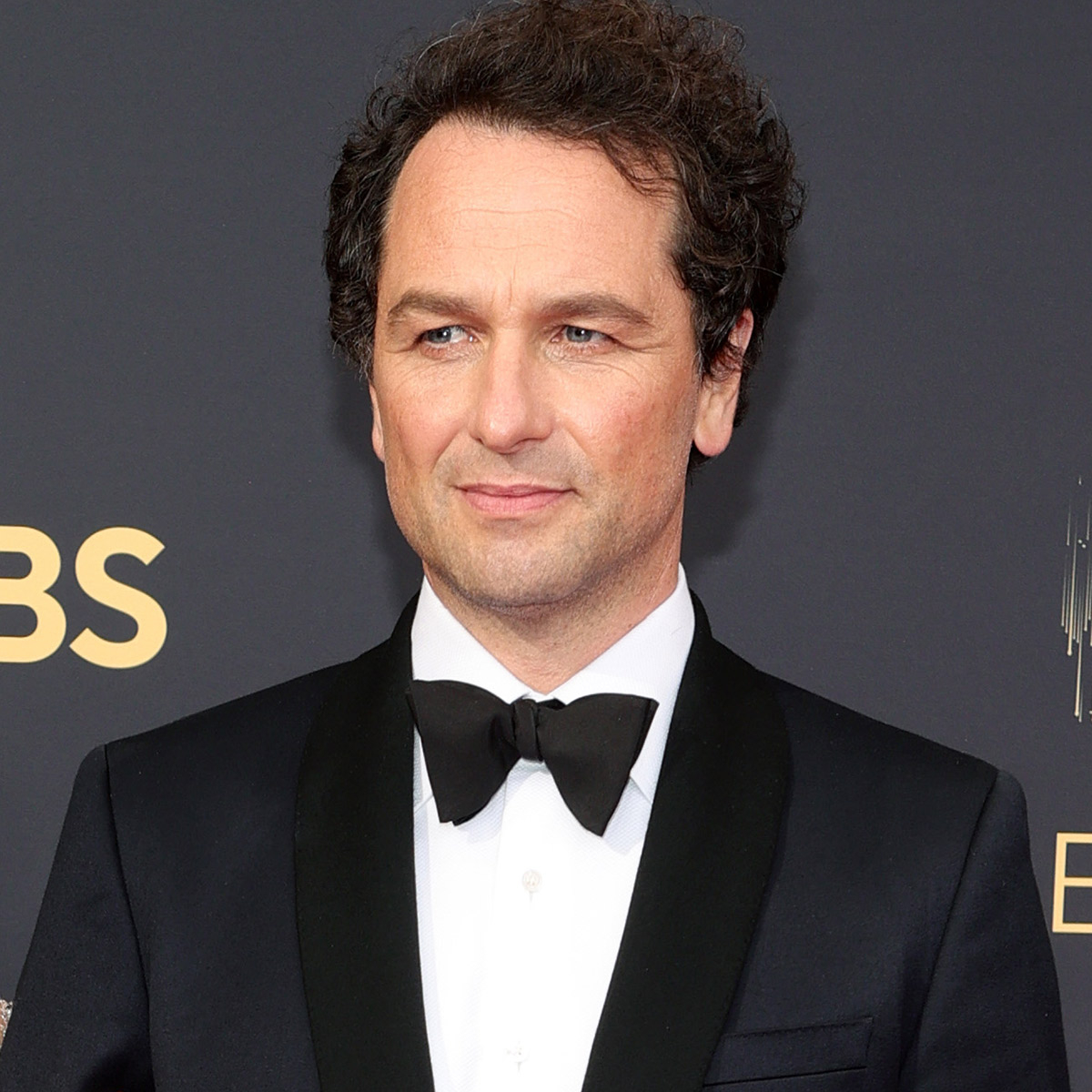 How Matthew Rhys Figured Out His Perry Mason Season 2 Performance “In Real Time” – E! Online