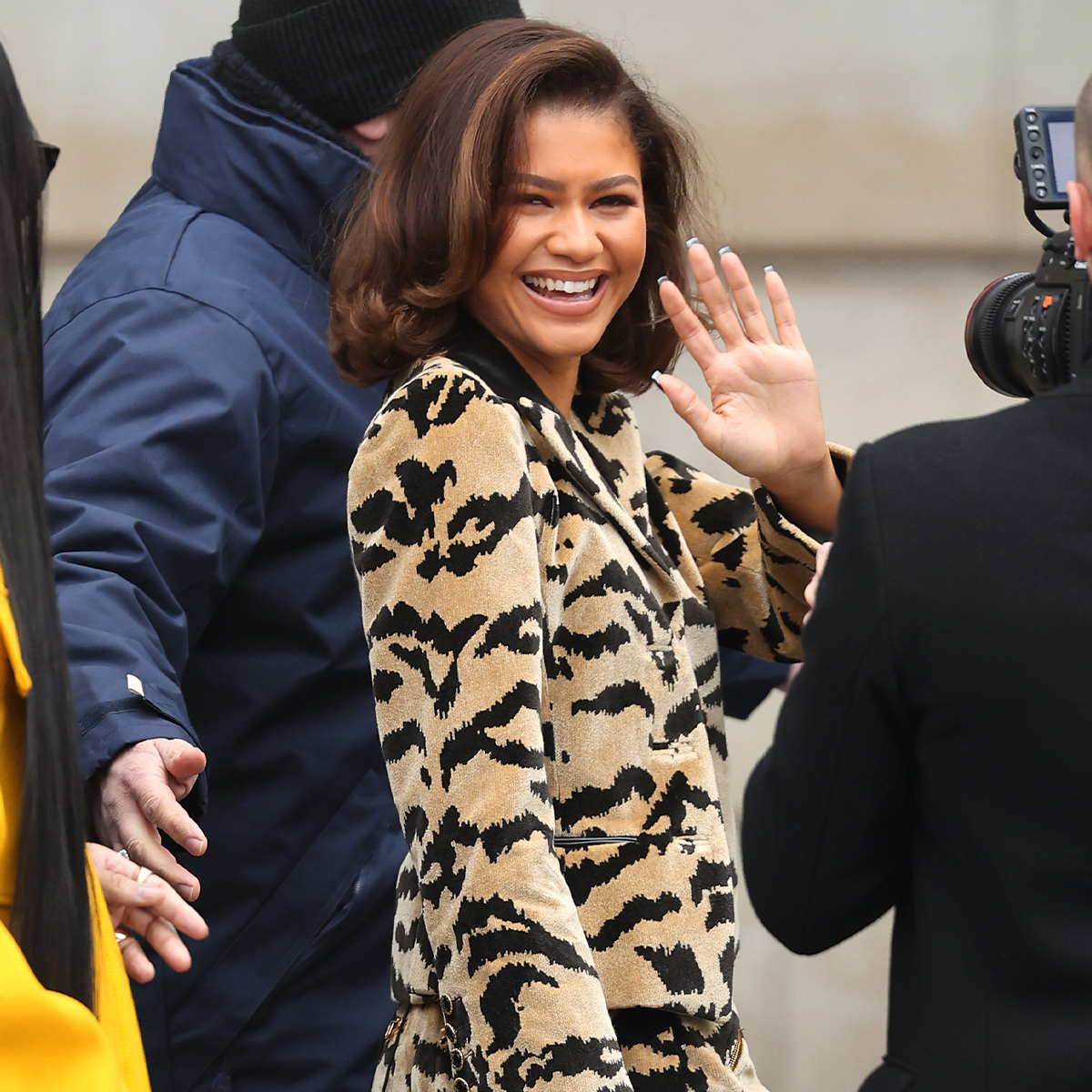 The Eye of the Tiger Is on Zendaya With Bold Paris Fashion Week Look – E! Online