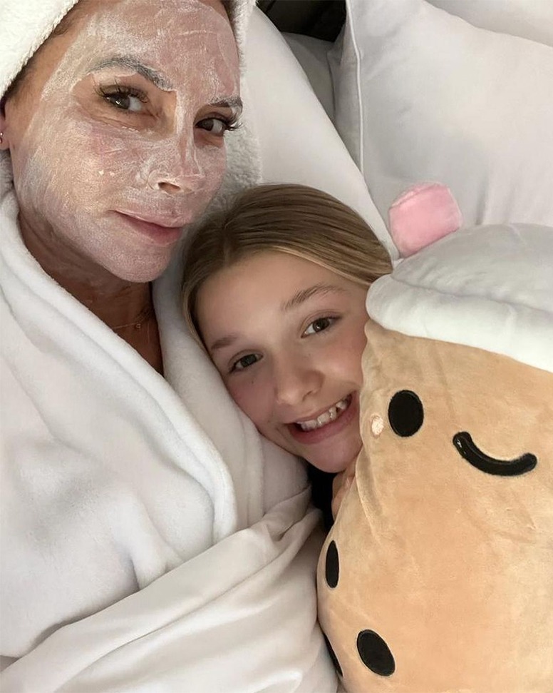 Victoria Beckham, Harper Beckham, International Women's Day 2023, Instagram