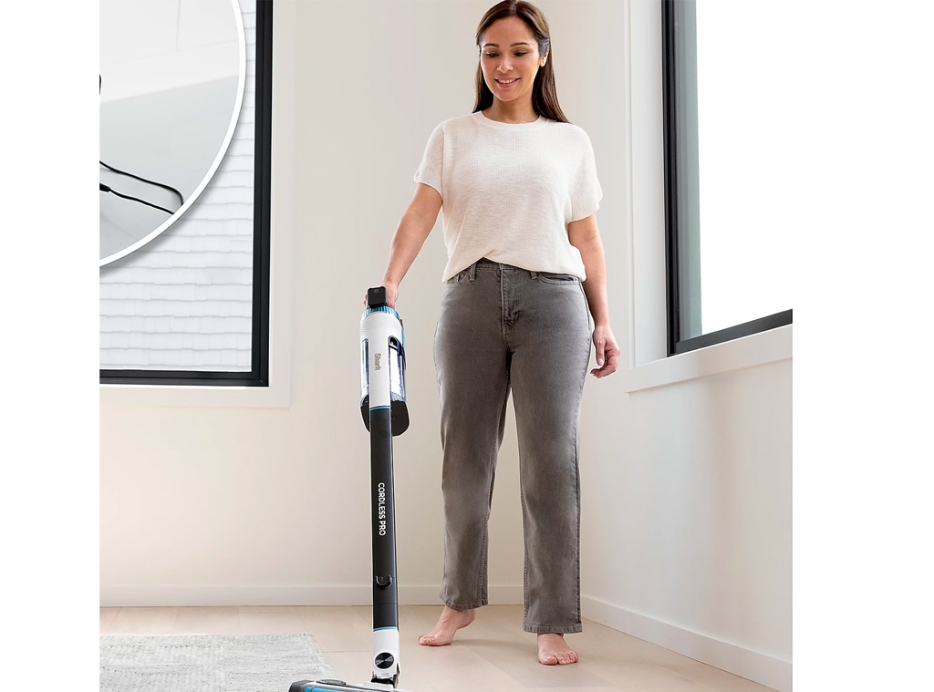 E! Insider Shop QVC Shark Vacuum Deal