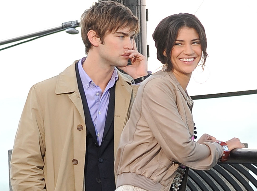 https://akns-images.eonline.com/eol_images/Entire_Site/202334/rs_1024x759-230404121625-1024-chace-Jessica-Szohr-spl127403_001.jpg?fit=around%7C1024:759&output-quality=90&crop=1024:759;center,top