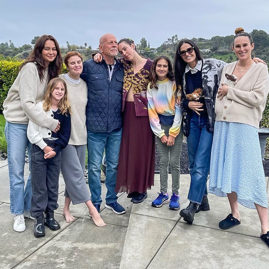 Everything to Know About Demi Moore and Bruce Willis’ Blended Family – E! Online Everything to Know About Demi Moore and Bruce Willis’ Blended Family – E! Online