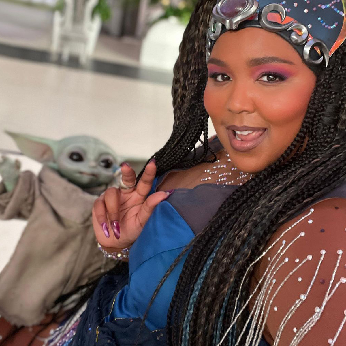 Why Lizzo “Cried All Day” About Surprise Mandalorian Appearance
