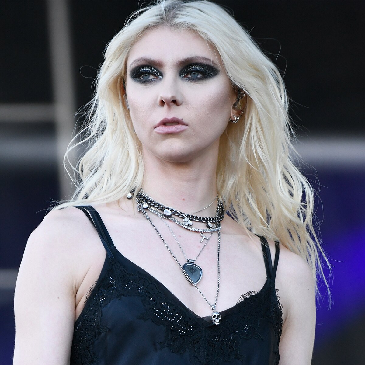 See Gossip Girl S Taylor Momsen Return To The Steps Of The Met   Rs 1200x1200 230406153512 Taylor Momsen 1 