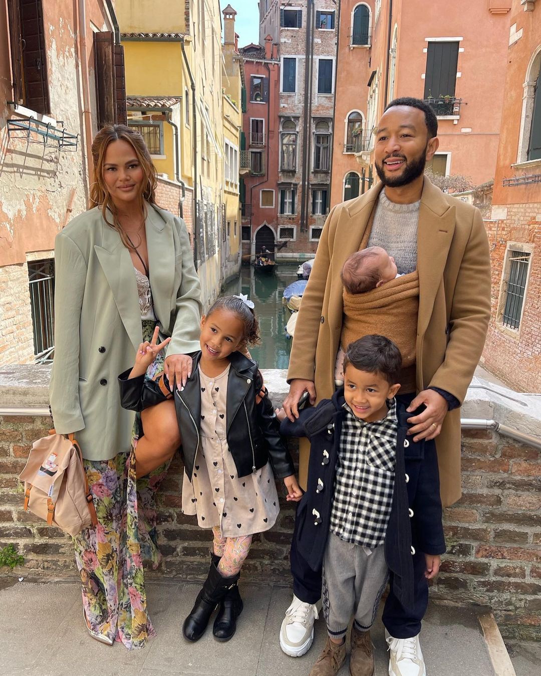 John Legend diz que a vida de Chrissy Teigen estava “em perigo” antes do aborto