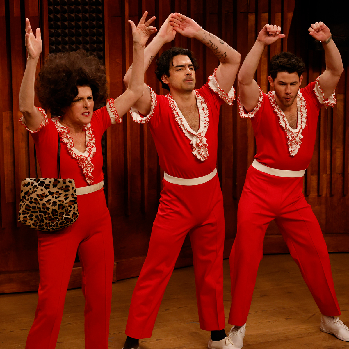 Jonas Brothers Twin With Molly Shannon’s Sally O’Malley on SNL