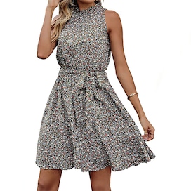 This "Amazingly Flattering" Amazon Dress Has Over 10,600+ Rave Reviews This "Amazingly Flattering" Amazon Dress Has Over 10,600+ Rave Reviews