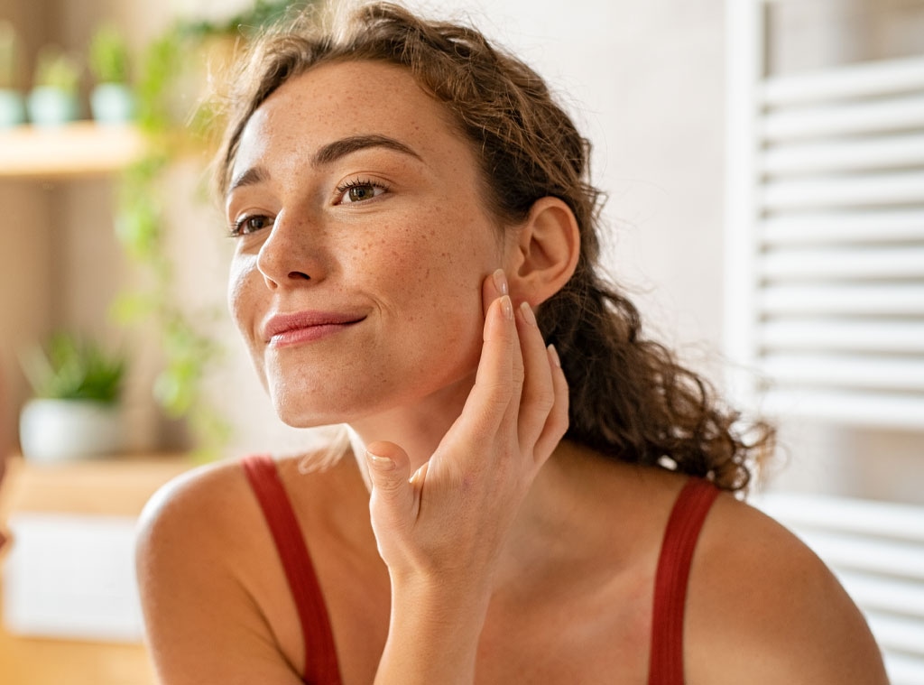 Don’t Miss This $65 Deal on $142 Worth of Peter Thomas Roth Skincare