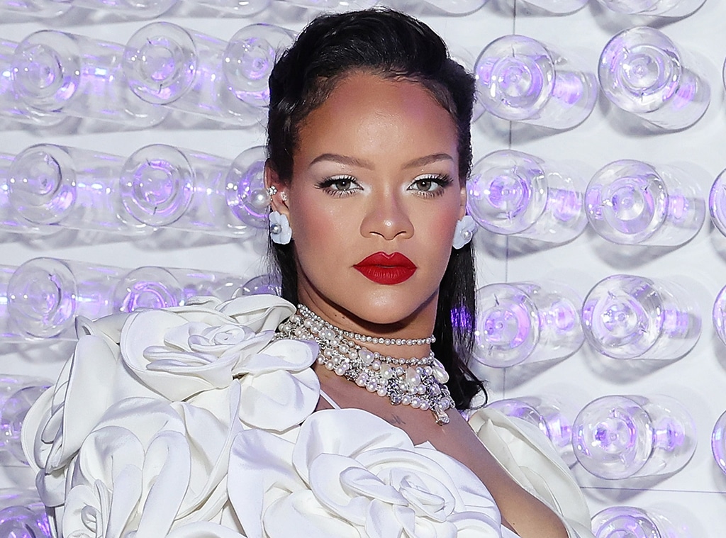 Rihanna, 2023 Met Gala, Red Lipstick