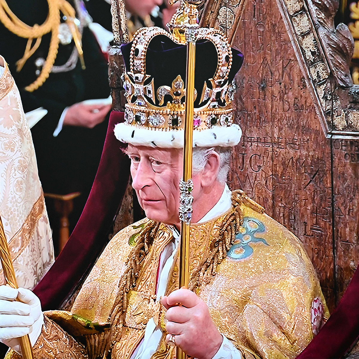 Что случилось с королем карлом 3. Коронация короля Англии.