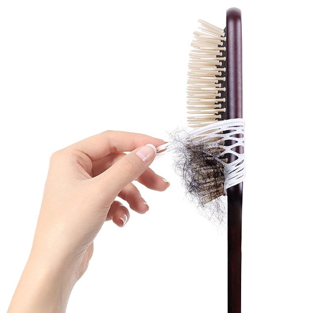 How to Clean Hairbrushes to Remove Lint and Buildup