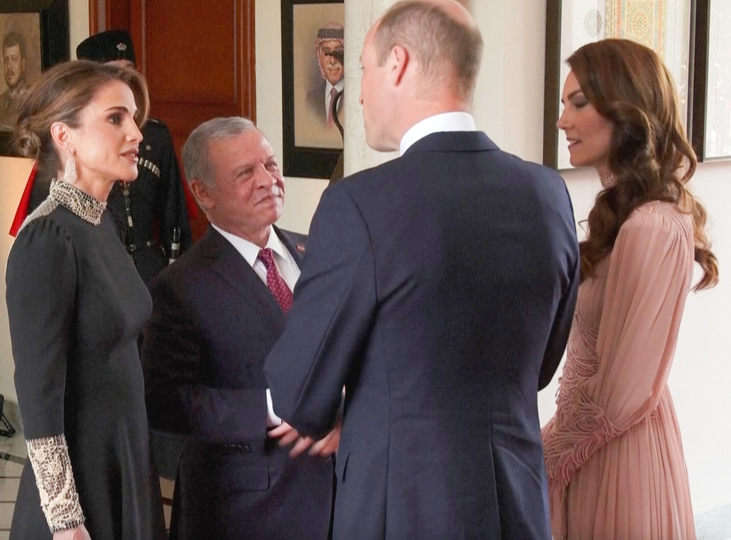 Kate Middleton Sparkles in Pink Dress at Jordan Royal Wedding Kate Middleton Sparkles in Pink Dress at Jordan Royal Wedding