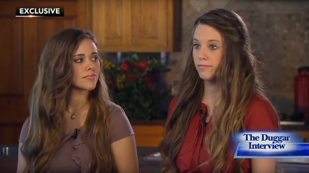 Gdzie Jill Duggar stoi z rodzicami Michelle i Jimem Bobem Duggarami