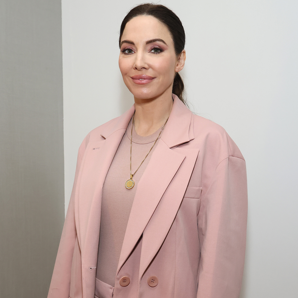 Whitney Cummings Pregnant, Expecting First Child