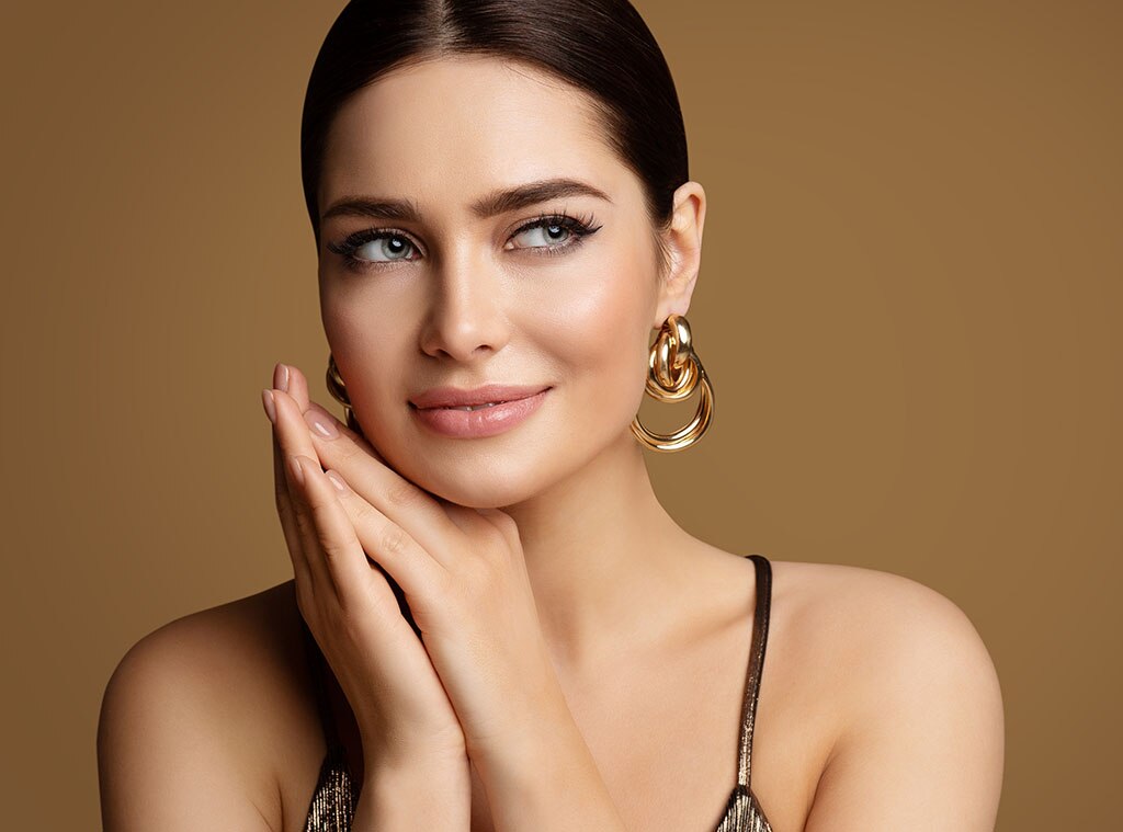 Senco Gold Women Gold & Diamonds Shining Gold Hoop Earrings : Amazon.in:  Fashion