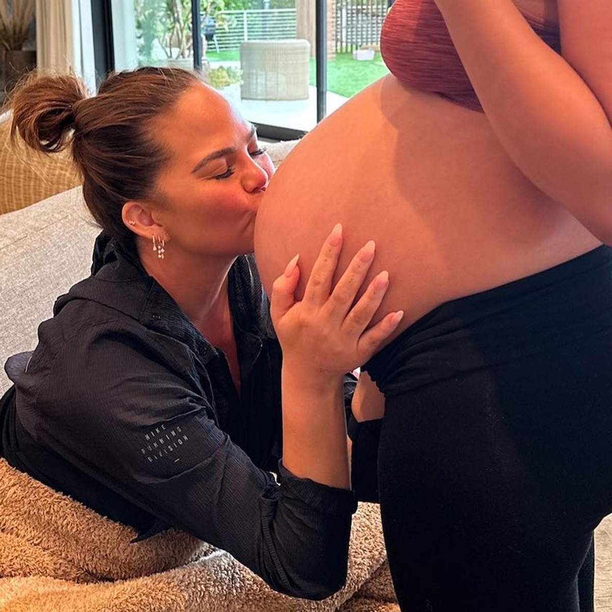 John Legend diz que a vida de Chrissy Teigen estava “em perigo” antes do aborto