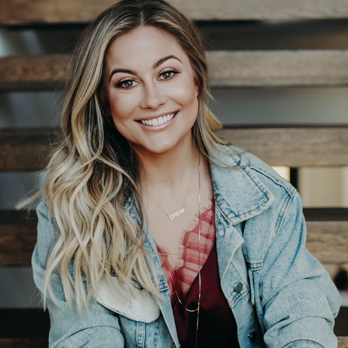 E! Insider Shop, Shawn Johnson What's in My Kitchen