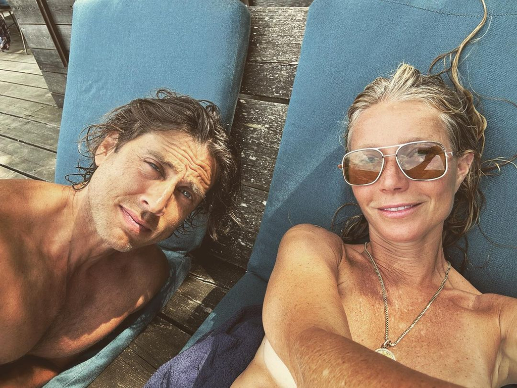 Gwyneth Paltrow Poses Topless in Selfie With Husband Brad Falchuk