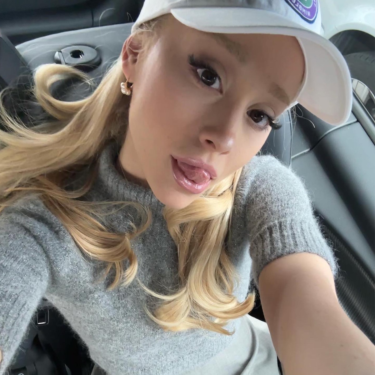 Ariana Grande Gives Glimpse Into Life After Dalton Gomez Breakup