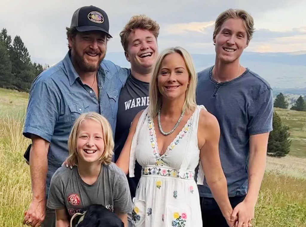 Cole Hauser, Cynthia Daniel Share Sweet Family Photo With Their 3 Kids - E!  Online - CA