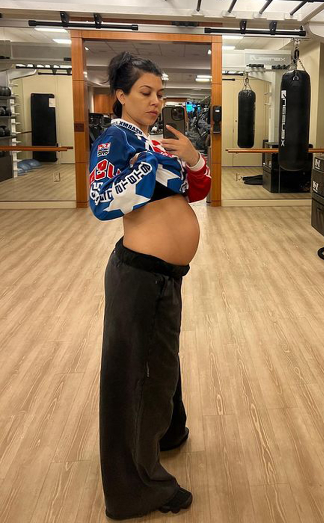 See Pregnant Kourtney Kardashian & Miranda Kerr Bare Their Baby Bumps