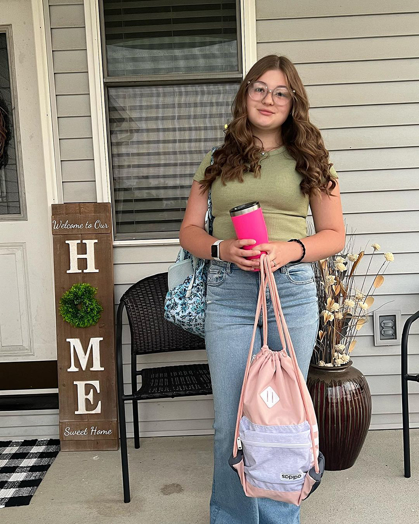 Mia Talerico Starts High School, Fans Think She Looks Like Bridgit Mendler  at the Start of 'Good Luck Charlie', Bridgit Mendler, Leigh-Allyn Baker,  Mia Talerico