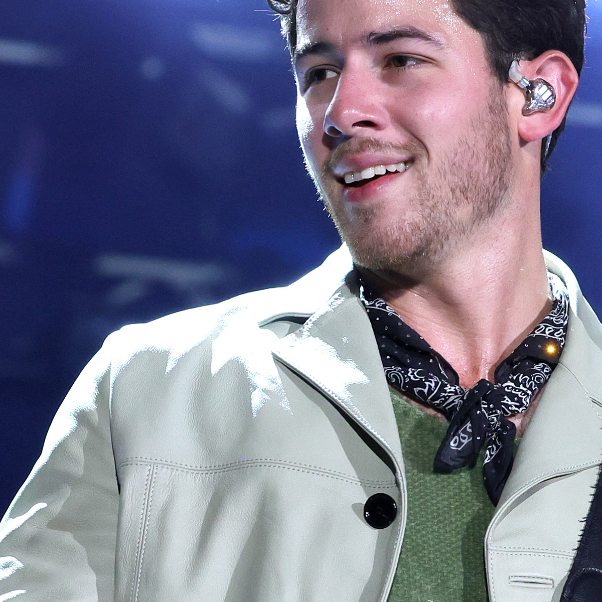 Nick Jonas Hit With A Wrist Band After Viral Bra Incident On Stage, Warns  Fan To Not Repeat The Mistake!