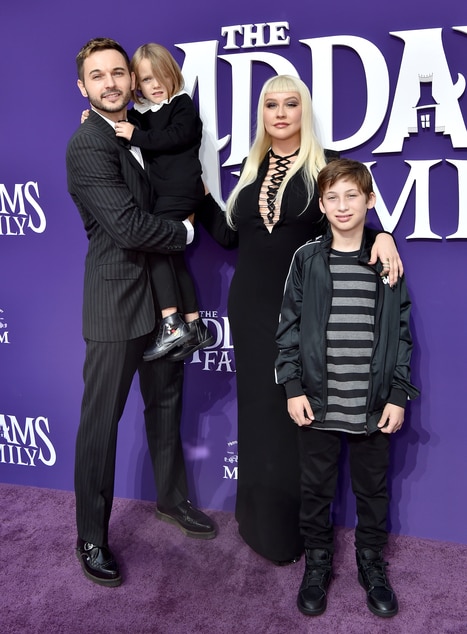 Christina Aguilera postet seltenes Bild mit ihren beiden Kindern und ihrem Verlobten Matt Rutler