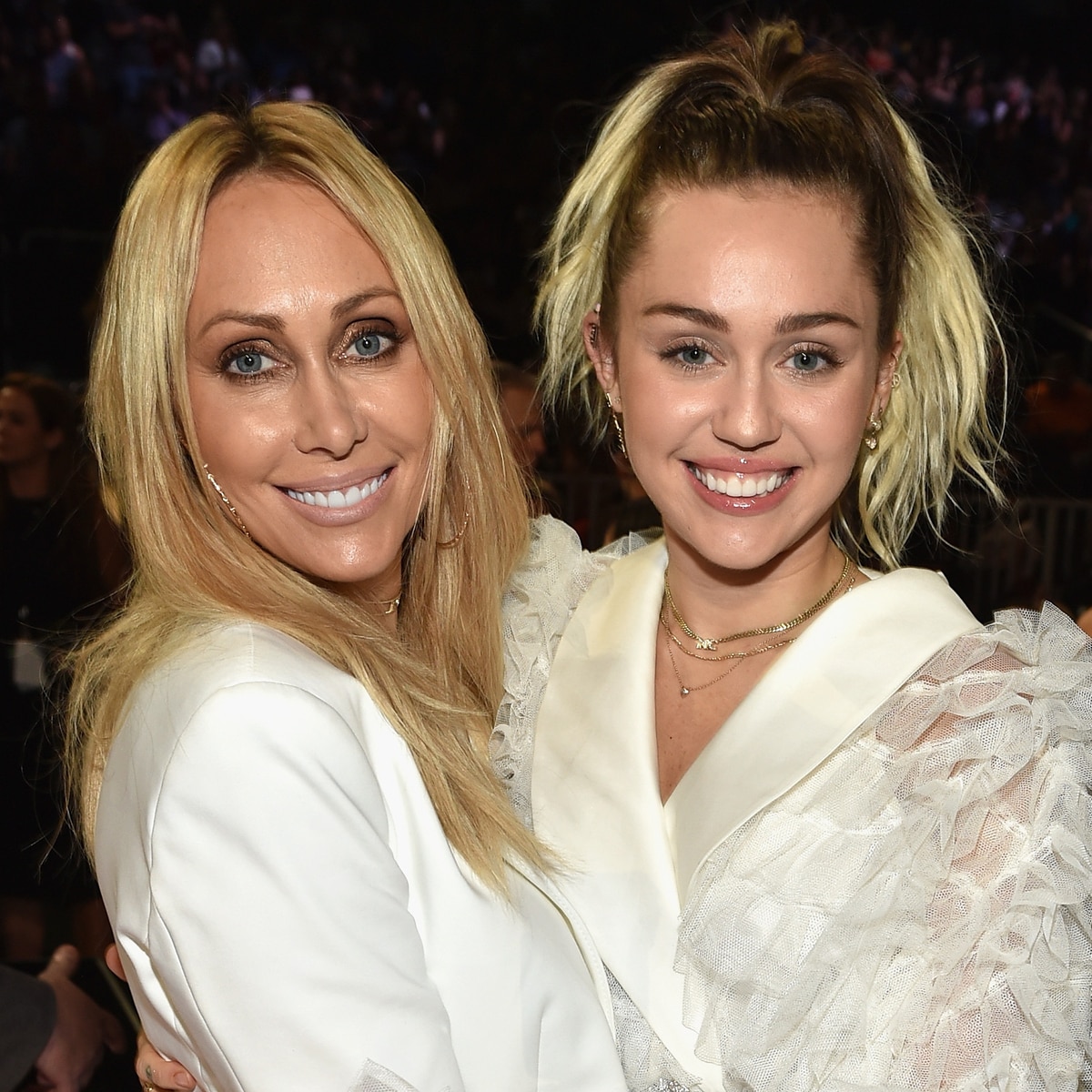 Miley Cyrus, Tish Cyrus