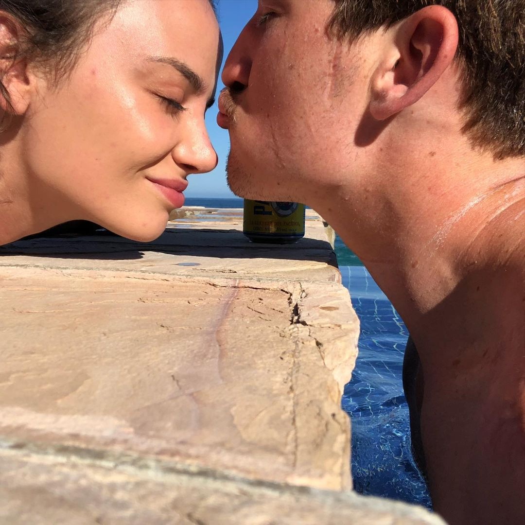 Como Keleigh Sperry comemora 32º aniversário com o marido Miles Teller