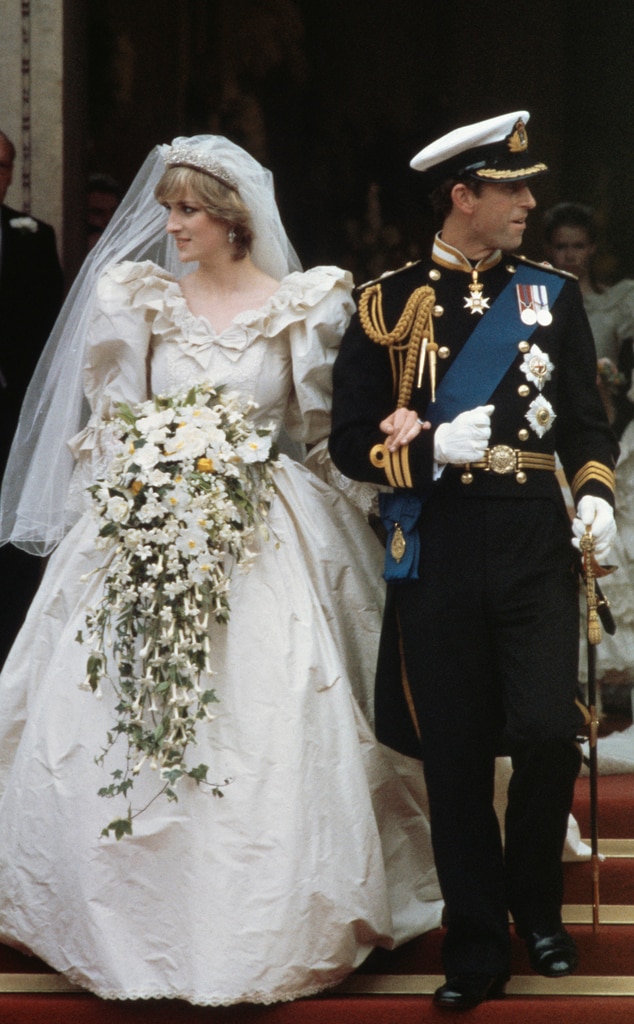 See Princess Diana's Wedding Gown on Display at Kensington Palace