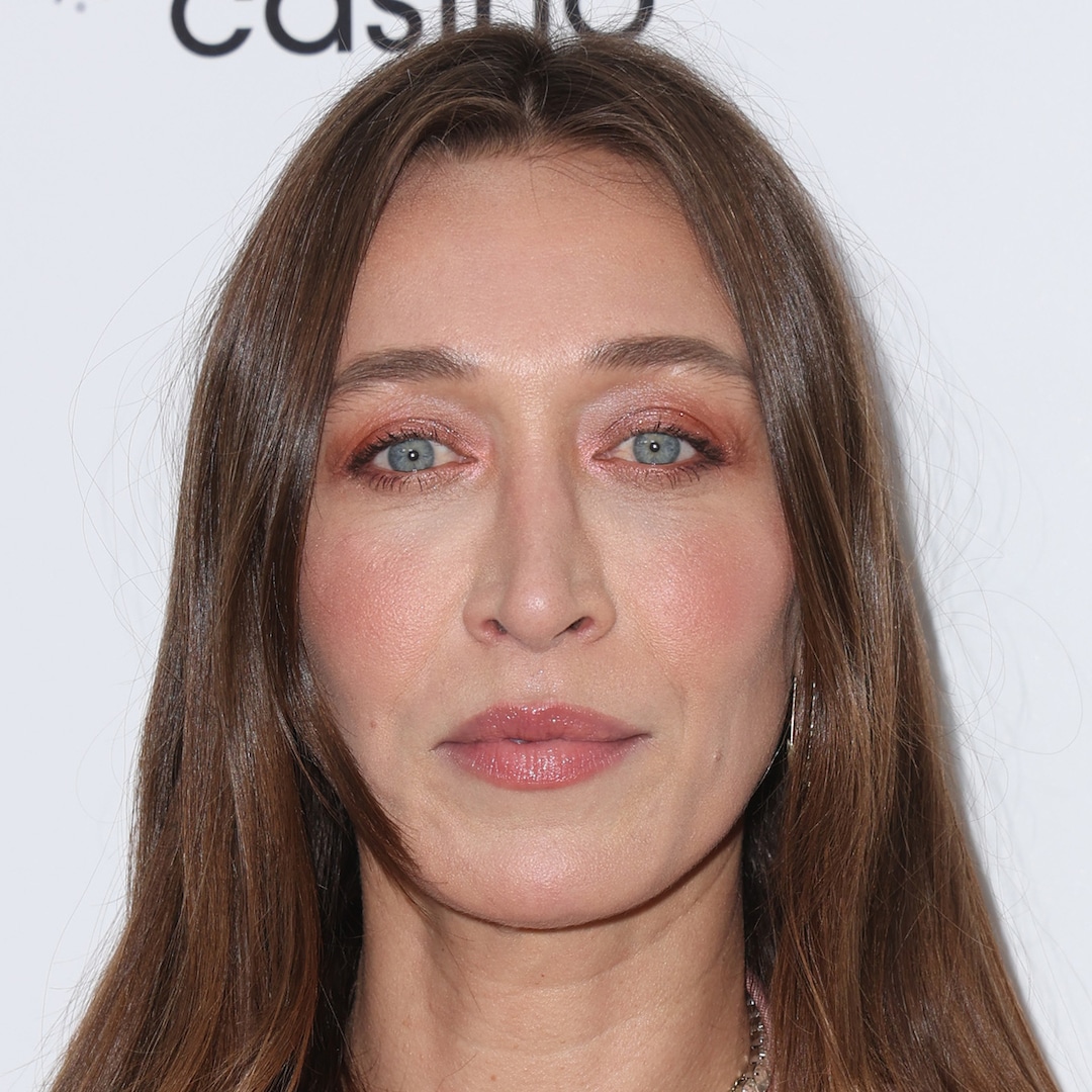 Gigi and Bella Hadid’s Sister Alana Makes Runway Debut During Gigi and Bella Hadid’s Sister Alana Makes Runway Debut During